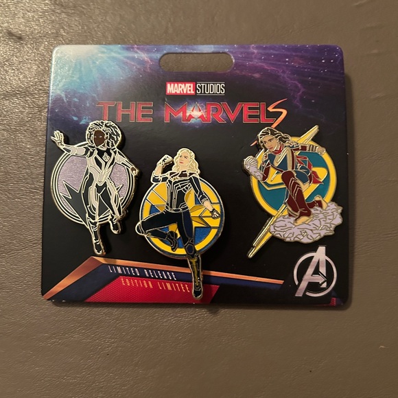 Disney Collectible Pin - Marvel  Studios: The Marvels Limited Release-3 Pin Set - Picture 1 of 4